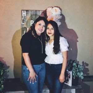 Meet your Posher, Daniela